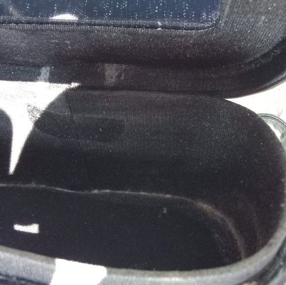 Diamicci Crossbody Handbag - Picture 6 of 7